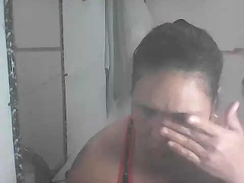 Snapshot of hotwet_mama4uxx chatting on March 7, 12:34 pm hotwet mama4uxx online show from March 7, 12:34 pm