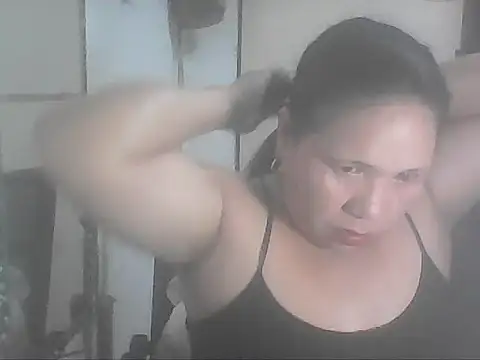 Snapshot of hotwet_mama4uxx chatting on September 23, 2:13 pm hotwet mama4uxx online show from September 23, 2:13 pm