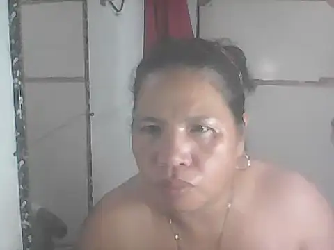 Snapshot of hotwet_mama4uxx chatting on March 12, 1:08 pm hotwet mama4uxx online show from March 12, 1:08 pm