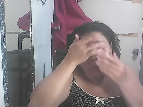 hotwet mama4uxx online show from December 17, 2:22 pm