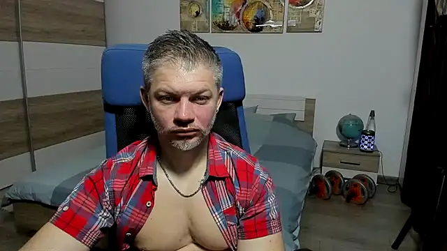 RobbyShawz online show from March 17, 5:21 am