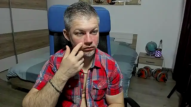 RobbyShawz online show from March 14, 5:13 am