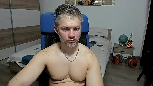 RobbyShawz online show from April 13, 5:11 am