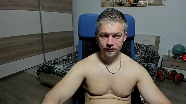 RobbyShawz online show from May 16, 4:00 am