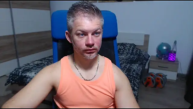 RobbyShawz online show from November 5, 5:10 am