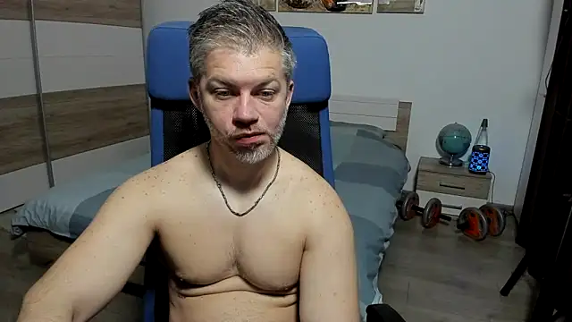 RobbyShawz online show from April 6, 4:19 am