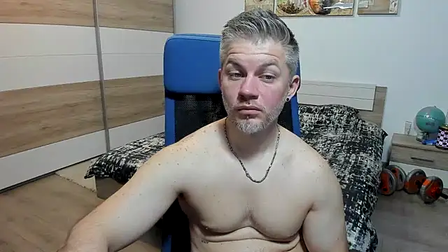 RobbyShawz online show from May 15, 6:44 am