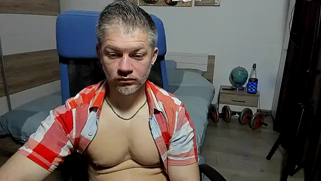 RobbyShawz online show from March 28, 5:30 am