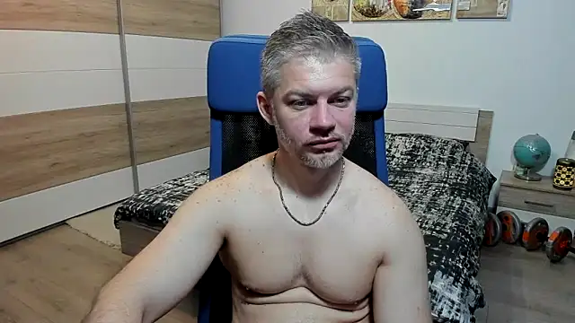RobbyShawz online show from May 9, 4:27 am