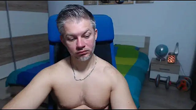 Snapshot of RobbyShawz chatting on October 20, 4:25 am RobbyShawz online show from October 20, 4:25 am