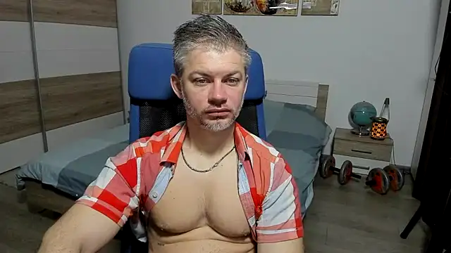 RobbyShawz online show from April 4, 4:19 am