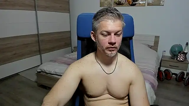 RobbyShawz online show from May 28, 3:58 am