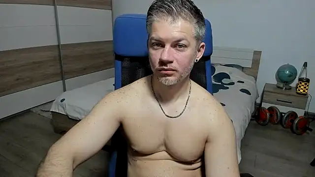 RobbyShawz online show from April 20, 4:15 am