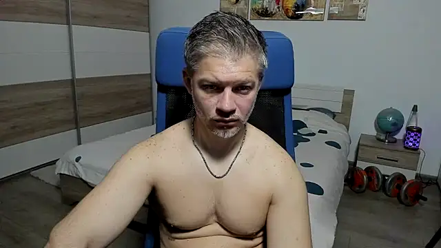 RobbyShawz online show from April 22, 4:19 am