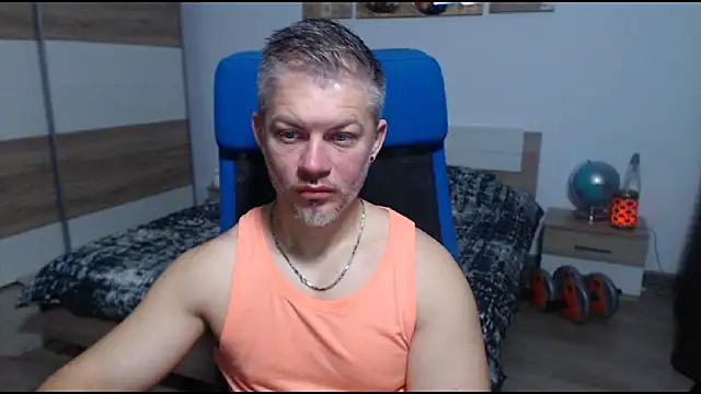 RobbyShawz online show from November 6, 5:33 am