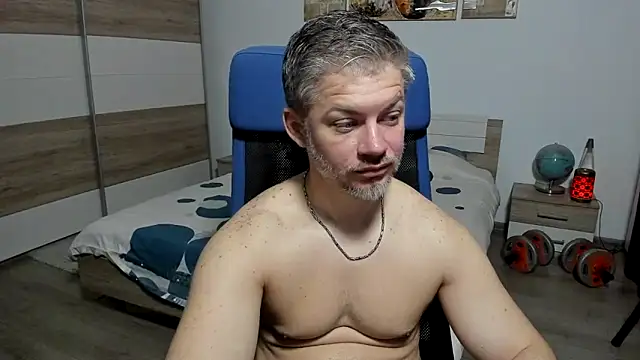 RobbyShawz online show from April 15, 4:29 am