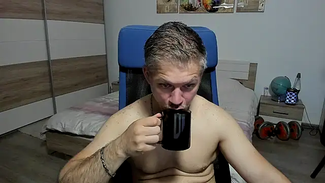 RobbyShawz online show from June 5, 3:55 am