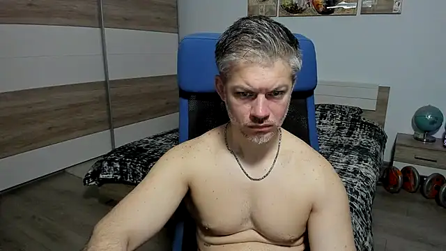 RobbyShawz online show from April 23, 4:41 am