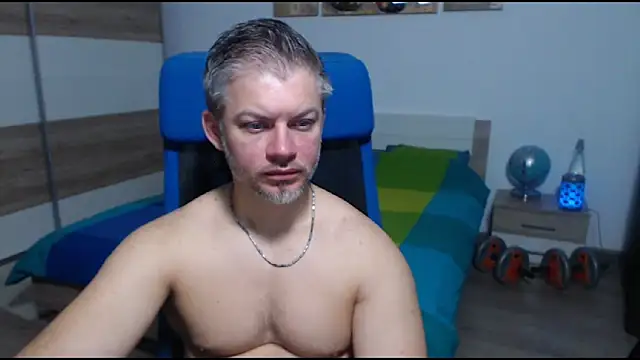 RobbyShawz online show from October 22, 4:23 am