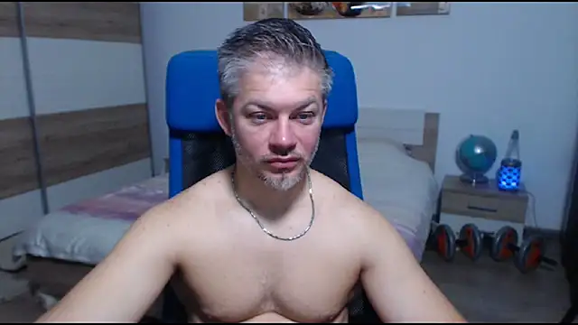 RobbyShawz online show from November 29, 6:02 am