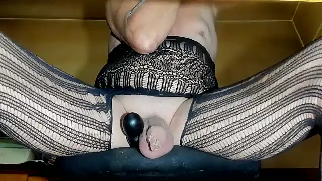 kinkyman47 online show from April 25, 6:16 pm