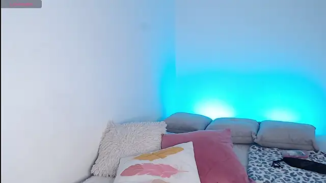 sofix   online show from January 10, 8:26 pm