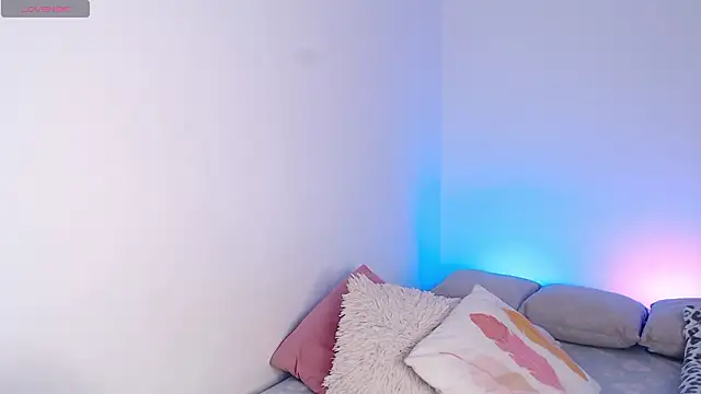 sofix   online show from March 28, 8:54 pm