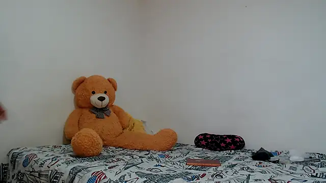 Natashariley1 online show from May 10, 9:38 pm