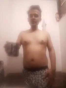 Saalu2003 online show from April 18, 4:20 pm