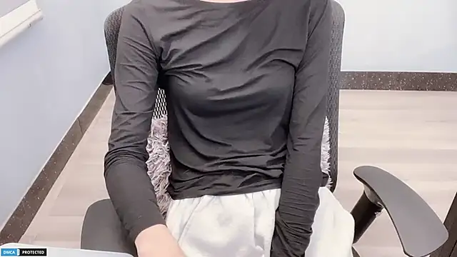 Ayase momo online show from January 12, 3:49 am
