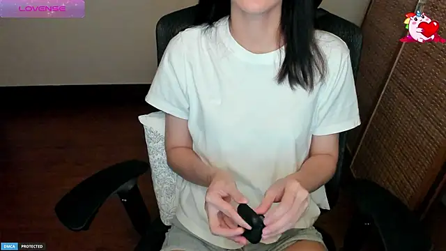 Ayase momo online show from July 11, 9:59 pm