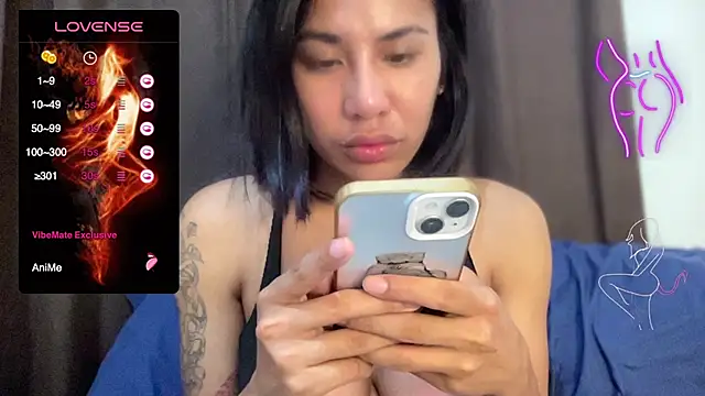 Alaia Pope online show from October 20, 2:46 am