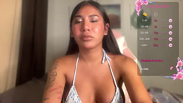 Snapshot of Alaia_Pope chatting on July 14, 2:05 am Alaia Pope online show from July 14, 2:05 am