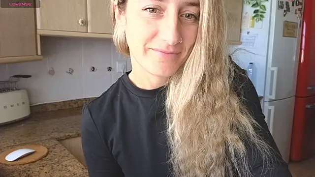 Lunamix online show from February 14, 1:00 pm