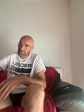 slim1976006 online show from June 11, 5:43 pm