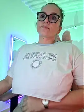 MariaPau 83 online show from November 8, 12:25 am