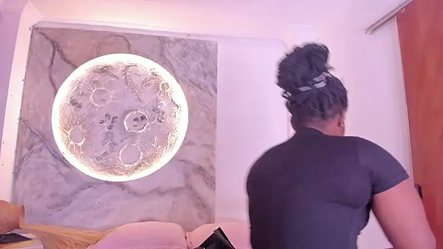 Rianamanson online show from April 10, 3:46 am