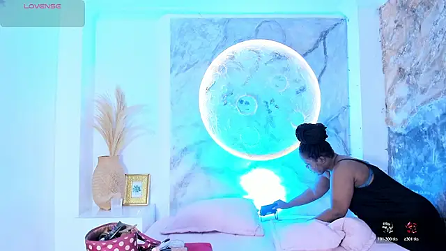 Rianamanson online show from April 11, 3:47 am