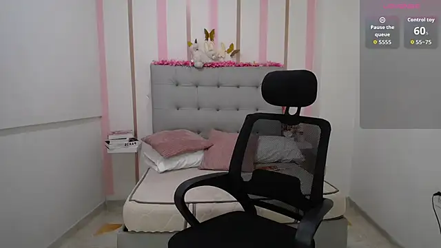 Anthonela love  online show from October 29, 7:02 pm