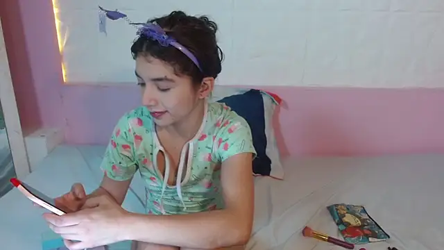 Sweetcristin online show from April 13, 1:31 am