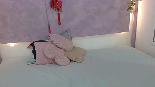 Sweetcristin online show from September 24, 1:02 am