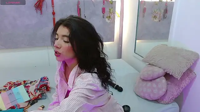 Sweetcristin online show from October 7, 12:55 am