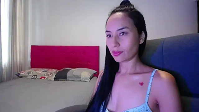 LisaRiveraxxx online show from February 10, 7:02 pm