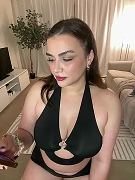 Snapshot of Celinaax chatting on March 5, 6:33 am Celinaax online show from March 5, 6:33 am