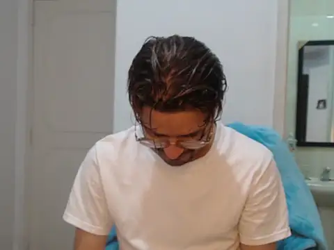 Snapshot of peterannaud chatting on September 27, 12:44 pm peterannaud online show from September 27, 12:44 pm