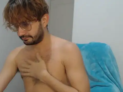 Snapshot of peterannaud chatting on October 1, 11:36 am peterannaud online show from October 1, 11:36 am