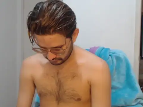 Snapshot of peterannaud chatting on September 28, 1:29 pm peterannaud online show from September 28, 1:29 pm