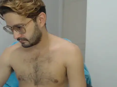 Snapshot of peterannaud chatting on September 29, 11:05 am peterannaud online show from September 29, 11:05 am