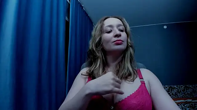 Eva Rikchter online show from April 13, 8:35 pm