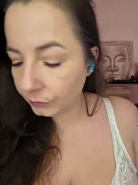 cristalines online show from April 11, 12:31 pm